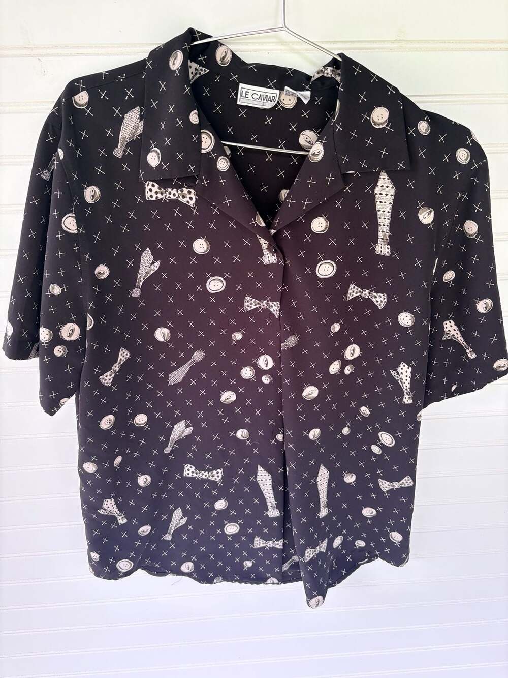Le Caviar Vintage 90s Novelty Print Short Sleeve Button Up Camp Shirt